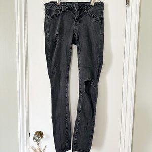 AE Distressed Black Jegging